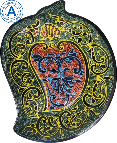 Altyn Adam plate made of ceramic, heart, green-red Altyn Adam plate made of ceramic, heart, green-red